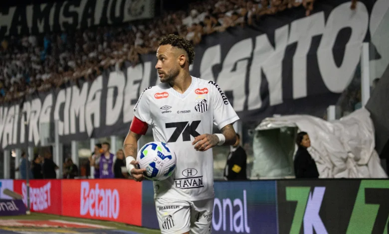 Neymar ajuda Santos a escapar ao inferno na última jornada do Brasileirão