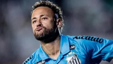 Neymar dá show com 3 gols em 17min, Santos bate Juventude e se afasta do Z4