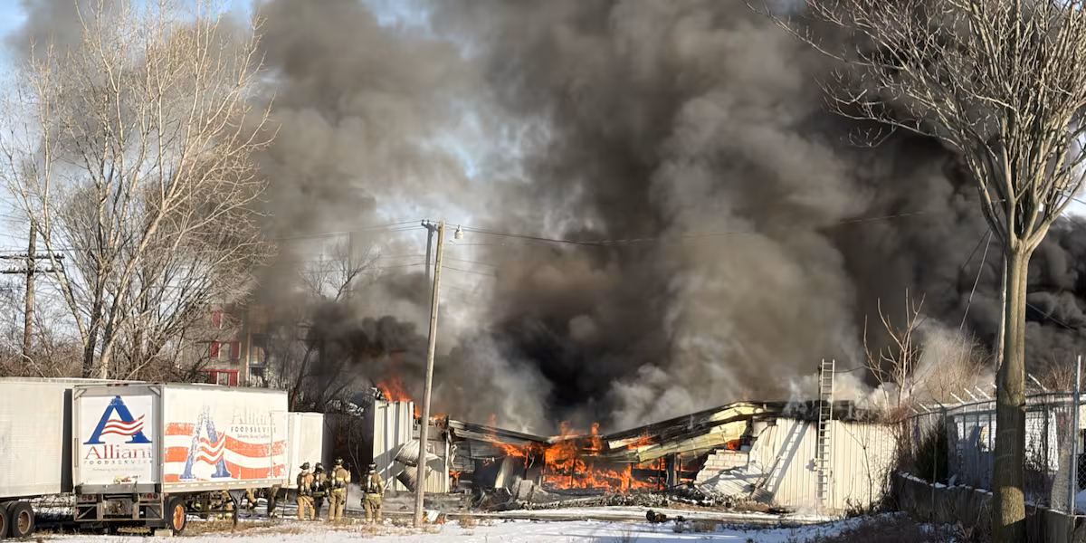 No injuries reported in large fire east of downtown Fort Wayne