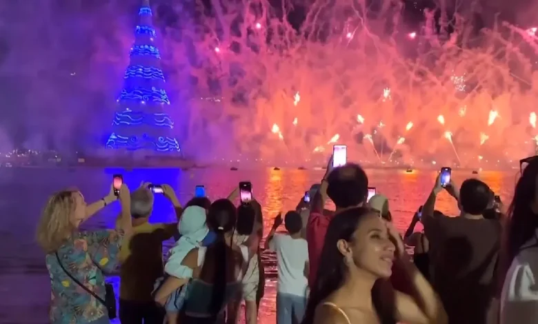 Noch ist der Rekordhalter brasilianisch: Hier steht noch der größte Weihnachtsbaum der Welt