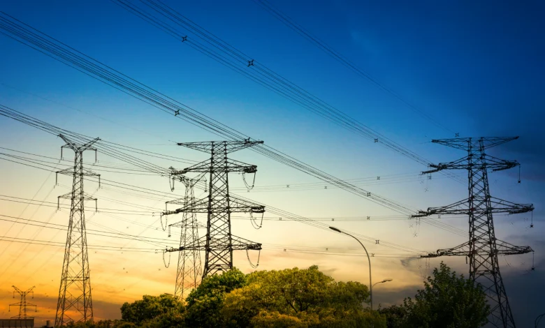 Oferta de energia e redução de juros devem ser prioridade para reduzir custo Brasil, diz CNI