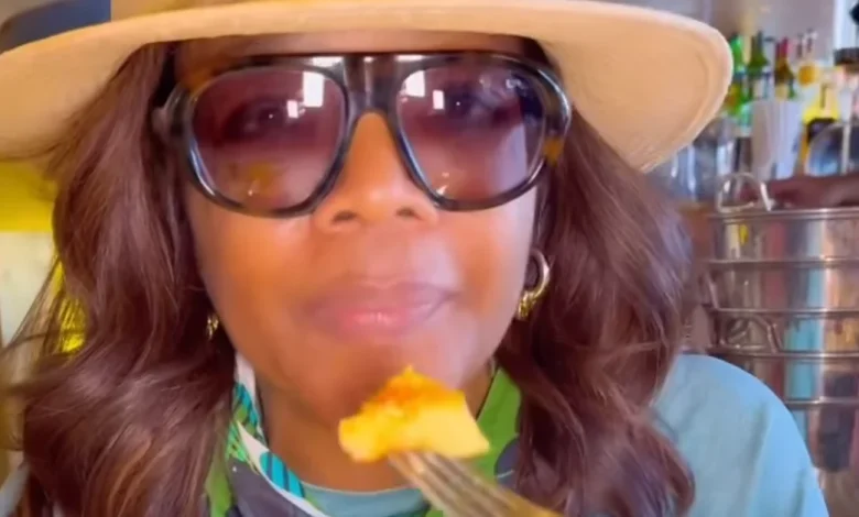 Oprah Winfrey has a big day out in Bondi - including a cult-favourite dish she 'walked four miles for'