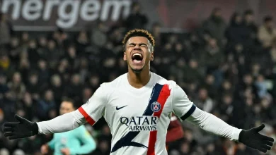 PSG notch narrow win away at Metz to return to top of Ligue 1 standings