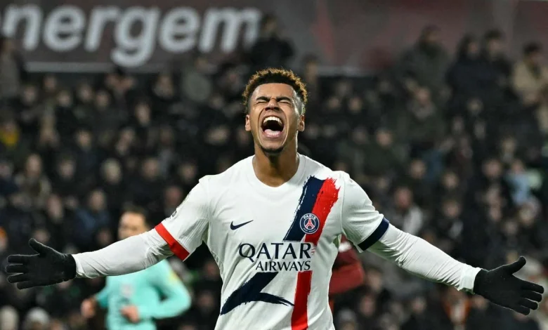 PSG notch narrow win away at Metz to return to top of Ligue 1 standings