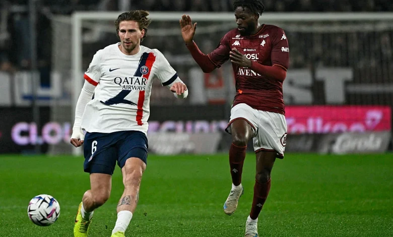 PSG win before facing Fla, reclaim top spot: watch the goals 📹