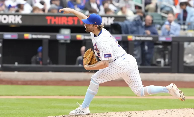 Padres Sign Former Mets Pitcher to 1-Year Deal