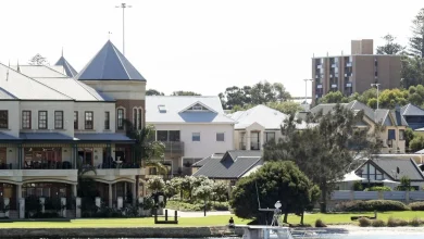 Panicked residents say bridge shutdown will cripple streets