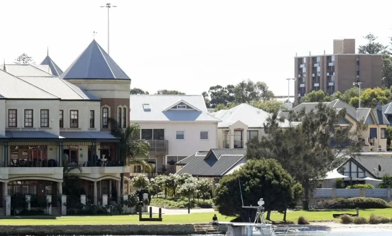 Panicked residents say bridge shutdown will cripple streets