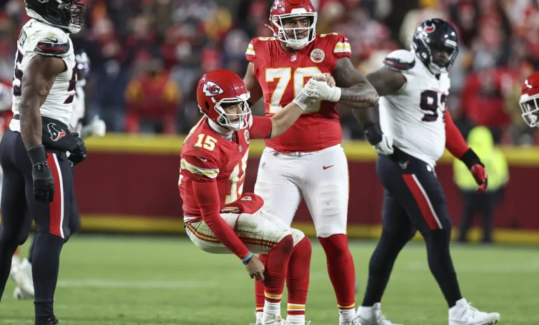 Patrick Mahomes knows "the chances are getting lower and lower" of Chiefs making playoffs
