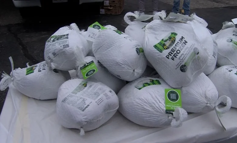 Patriots players help hand out turkeys at 2 Chefs in Worcester