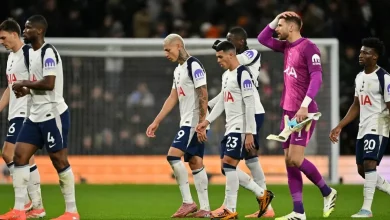 Pedro Porro's apology and whether Tottenham squad have right to complain about boos