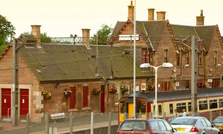 Person hit by Glasgow to London train in Lanarkshire | News - Clyde 1