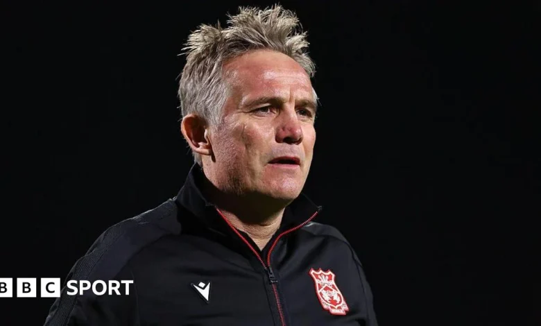 Phil Parkinson: Wrexham manager relishing home return after away defeat