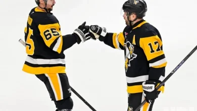 Photo: Pens Bryan Rust Celebrates Gaol - PIT2025121307