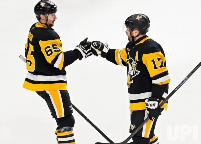 Photo: Pens Bryan Rust Celebrates Gaol - PIT2025121307