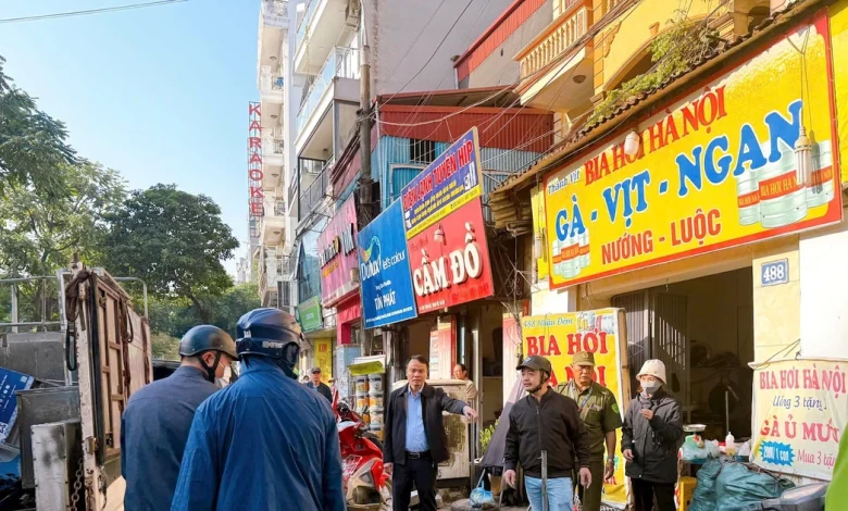 Phường Thanh Liệt triển khai các biện pháp duy trì đảm trật tự đô thị, an toàn giao thông