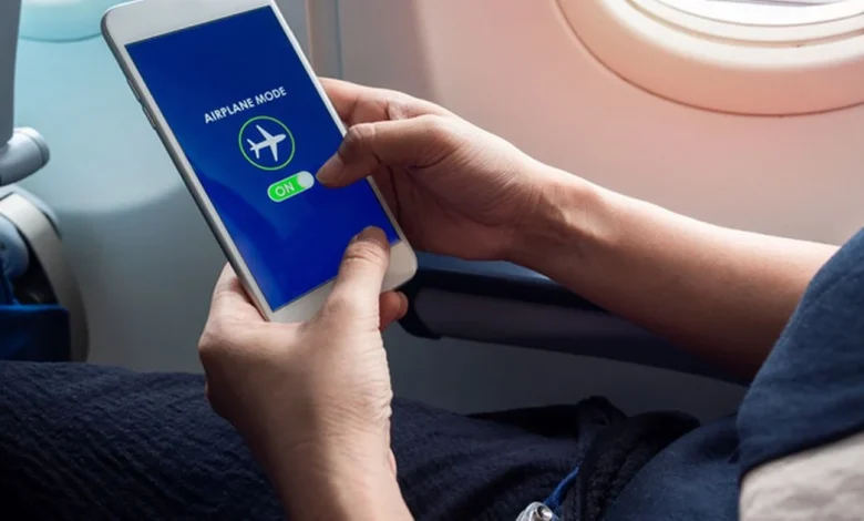 Pilot explains what actually happens if you forget to put phone on airplane mode