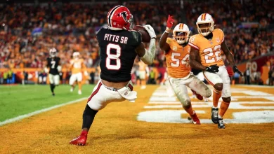 Pitts in Sharpe's company with rare 3-TD night in Falcons' win