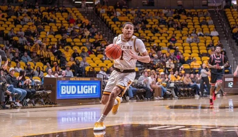 Pokes Face South Dakota State Inside Sanford Pentagon on Monday