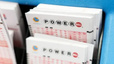 Powerball jackpot skyrockets above $1B after prize goes unclaimed