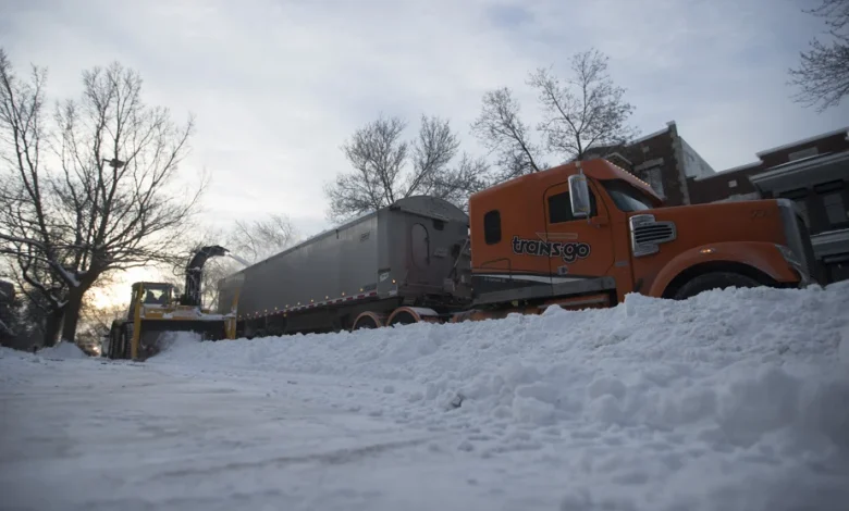 Premier chargement | Quatre jours pour ramasser toute la neige à Montréal