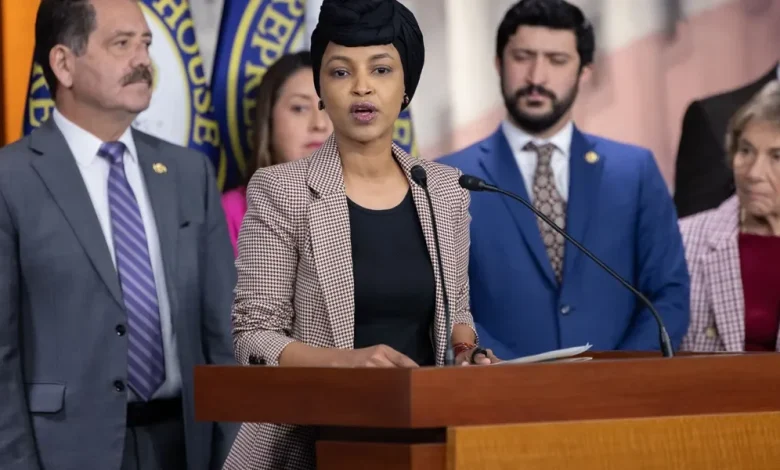 Progressives Urge Passage of Bills to Stop Trump From Launching 'Forever War' in Venezuela