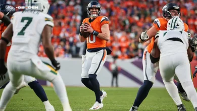 QB Bo Nix tricks Green Bay defense on 18-yard pass to WR Troy Franklin | Broncos vs. Packers