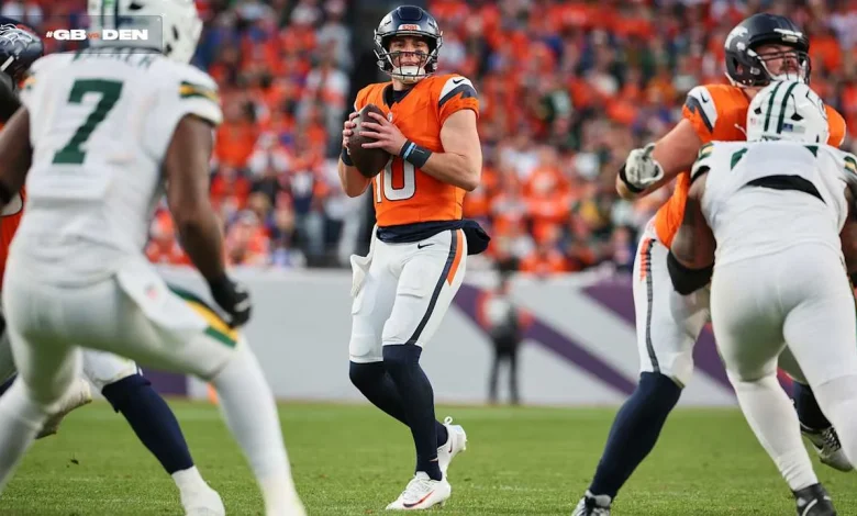 QB Bo Nix tricks Green Bay defense on 18-yard pass to WR Troy Franklin | Broncos vs. Packers