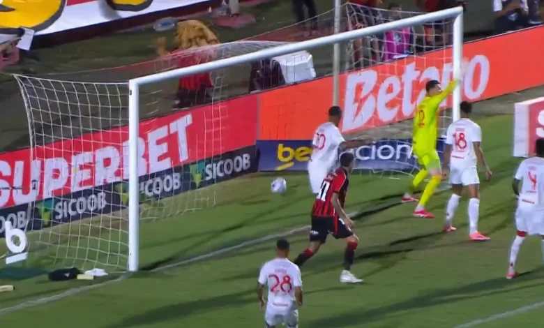 Quem cai? UFMG atualiza riscos de rebaixamento no Brasileirão