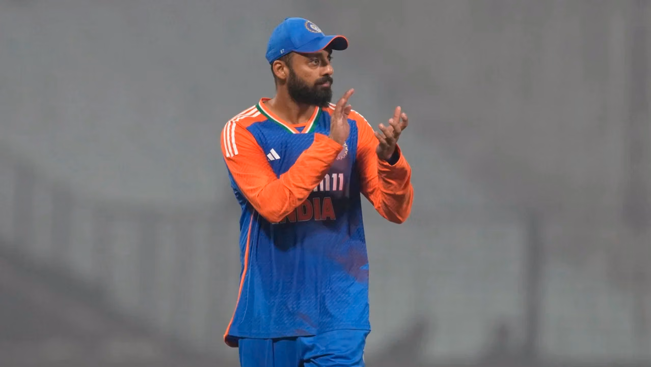 R. Ashwin Hails Varun Chakravarthy's T20I Comeback at Cuttack, Reminds All 'he Was Not Having Best of SMAT'