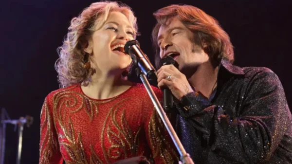 REVIEW: “Song Sung Blue” (2025)