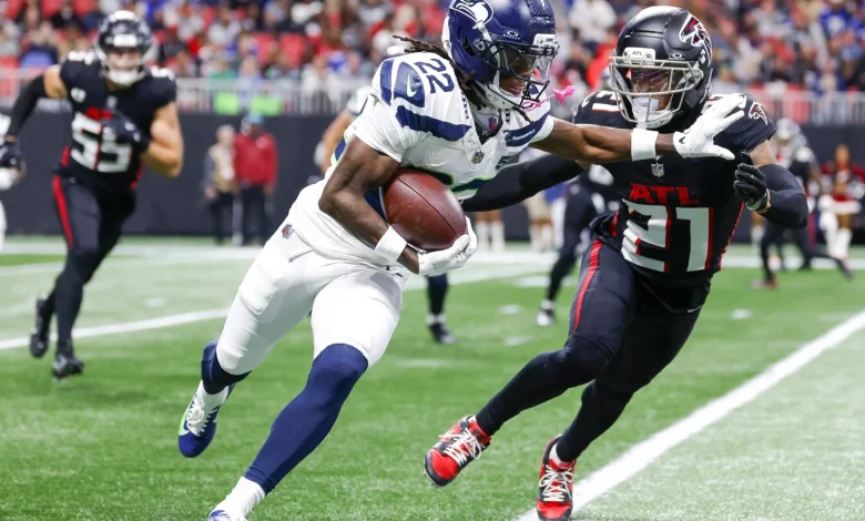 Rashid Shaheed returns second half kickoff 100 yards for Seahawks TD