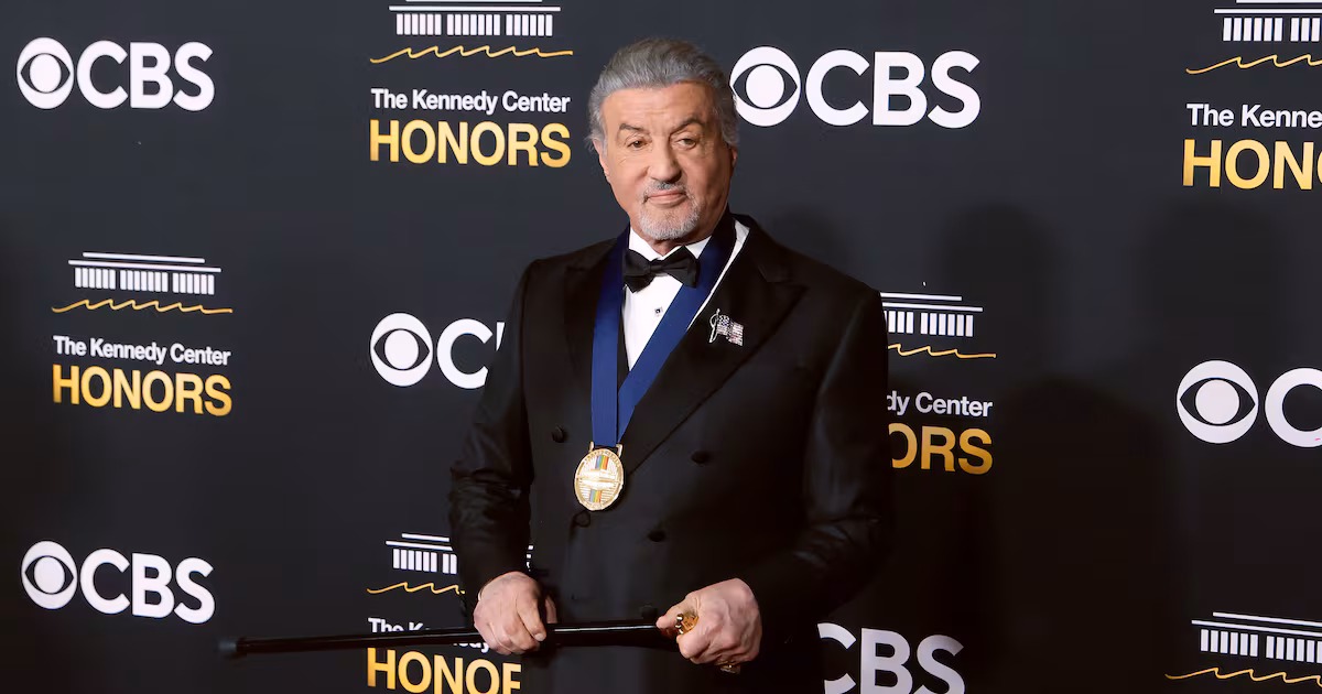 Reason for Hollywood Star’s Red Carpet Cane Revealed