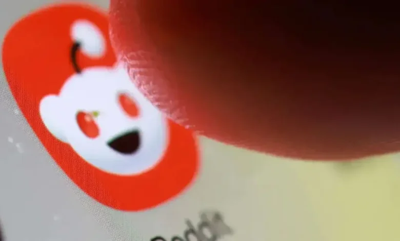 Reddit down? Hundreds of users report website ‘internal server error,’ app freezes, and glitches amid conf