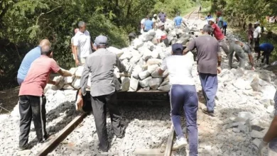 Repairs underway on flood-damaged Colombo–Puttalam railway line
