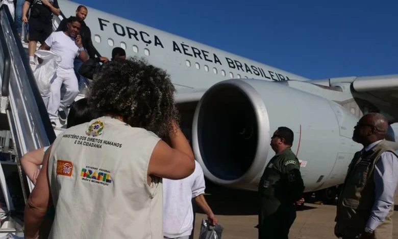 Repatriados dos EUA são aguardados neste domingo, 7, em Confins (MG)