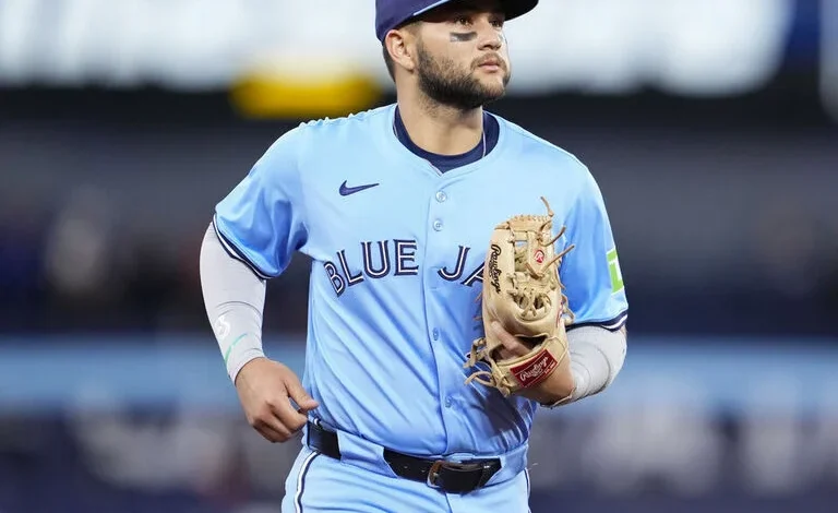 Report: Bichette impressed with Red Sox after meeting