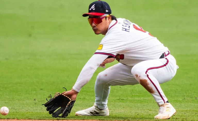 Report: Braves bring back Kim on 1-year, $20M deal