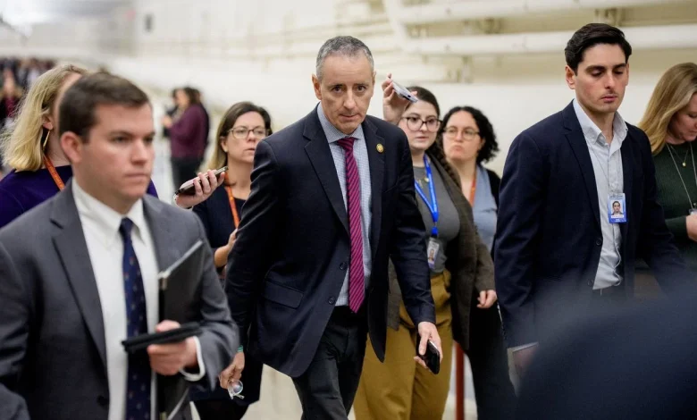 Republican moderates defy party leaders to force vote on ACA tax credits extension