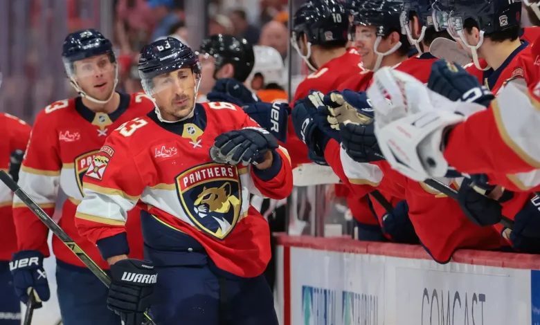 Resurgent Panthers to put latest winning streak on line against Metro-leading Carolina