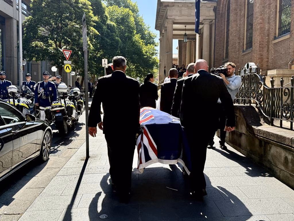 Richardson a ‘Sydney landmark’ who changed nation, says PM; Wells blasted over entitlements