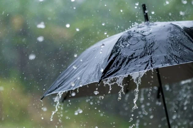 Risk of hail and thunderstorms amid ‘fairly changeable’ weather this week, says Met Éireann