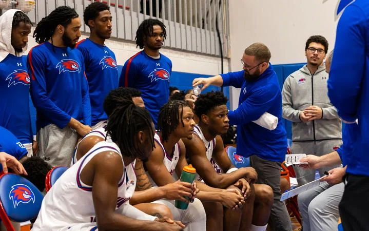 River Hawks Take On Sacred Heart at Home Before Visiting Boston University