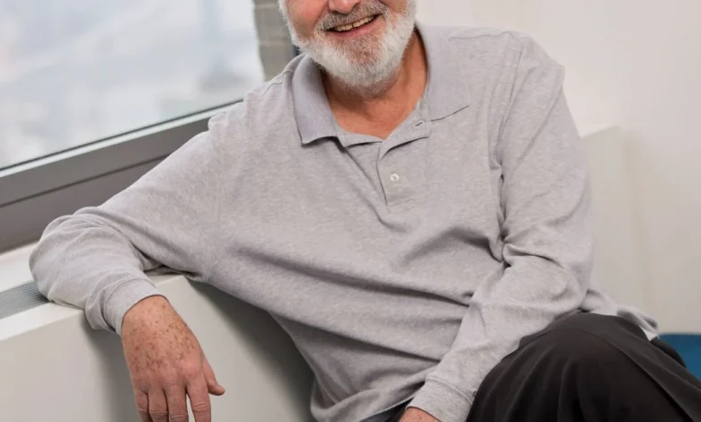 Rob Reiner, son of a comedy giant who became one, too, dies at 78