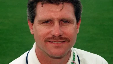 Robin Smith dies aged 62 as tributes pour in for England cricket legend
