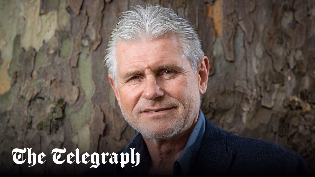 Robin Smith, former England cricketer, dies aged 62