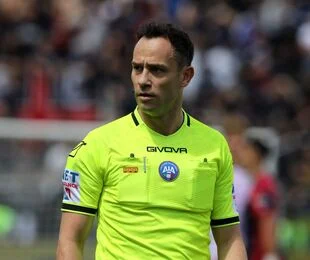 Roma - Como, la moviola: rigore dubbio non fischiato sul contatto Ramon - Ndicka