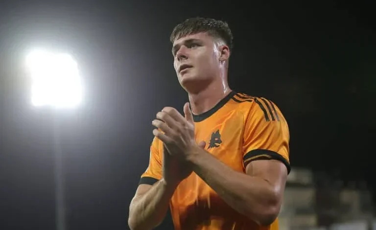 Roma decide to send Evan Ferguson back to Brighton