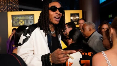 Romanian court sentences US rapper Wiz Khalifa to 9 months for drug possession