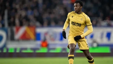 Roma’s Striker Hunt Shifts to Nketiah as Zirkzee Situation Complicates